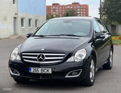 R 320